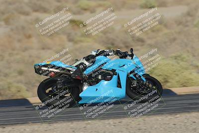 media/Nov-02-2025-CVMA (Sun) [[337aff29ab]]/Race 17-Amateur Supersport Middleweight/